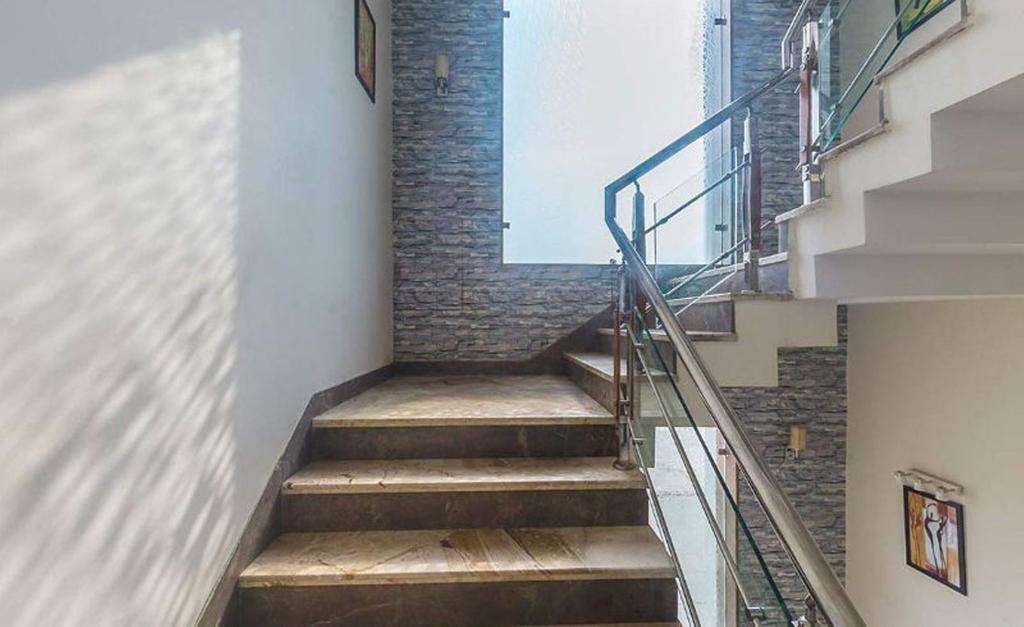 Bellevue Hotel Gwalior Ngoại thất bức ảnh